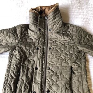 Marmot light jacket with faux fur, MINT CONDITION!